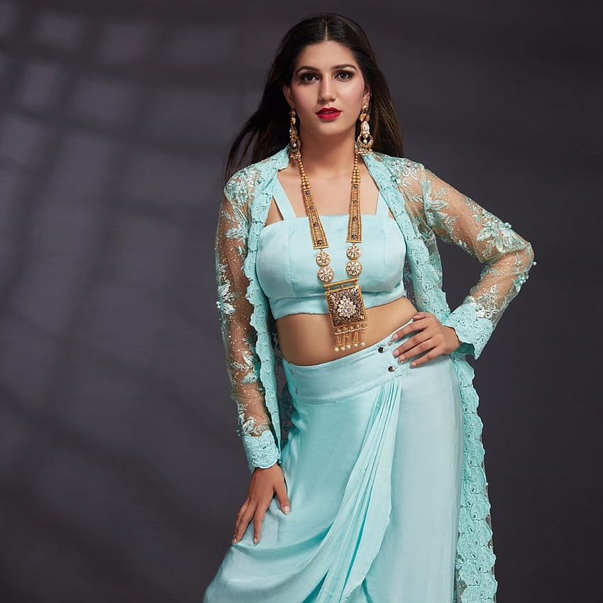 Sapna Chaudhari - Sapna Chaudhary-Kleid HD-Handy-Hintergrundbild