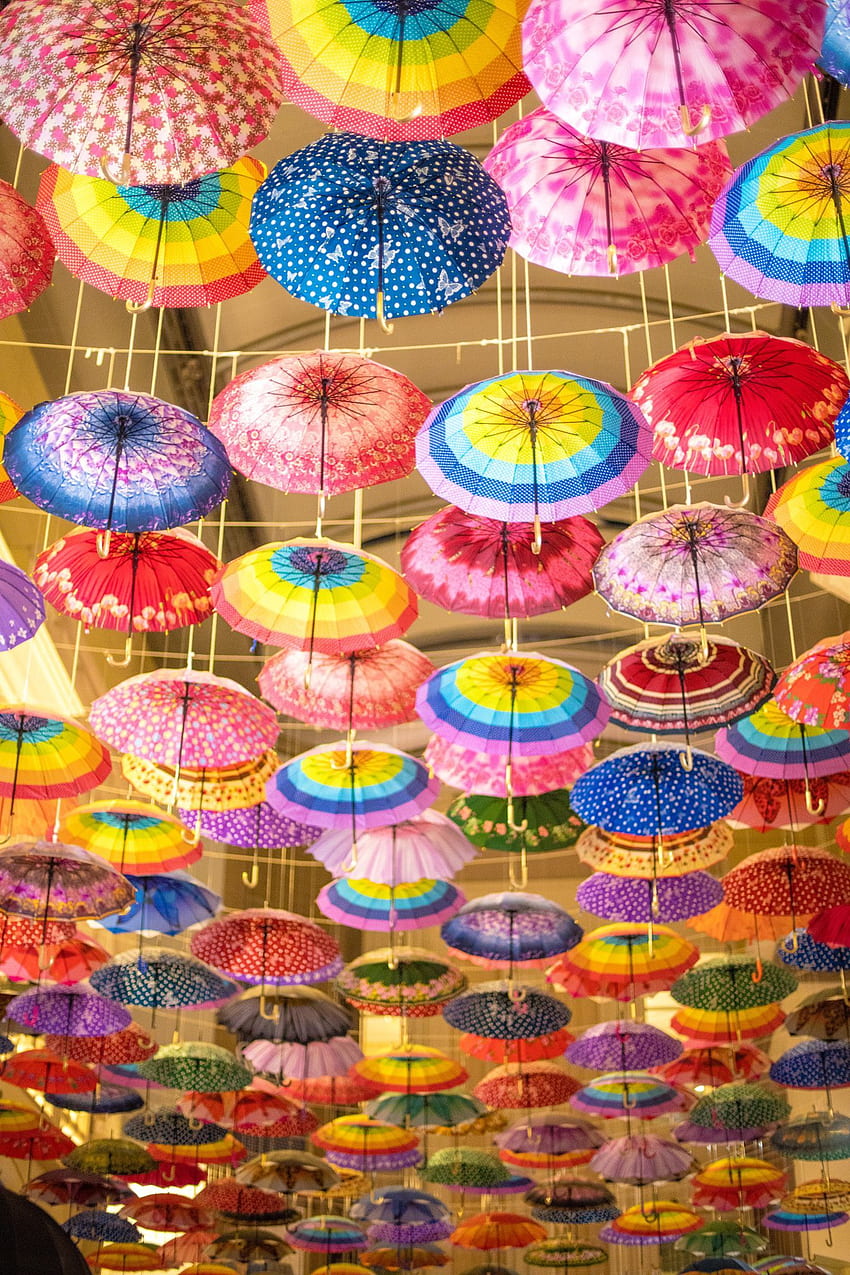Colourful umbrellas in Dubai Mall - Colorful HD phone wallpaper