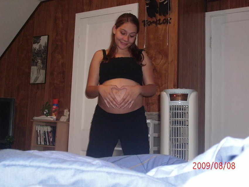 Brandi va avoir un bébé, bébé, cœur, amour, femme Fond d'écran HD