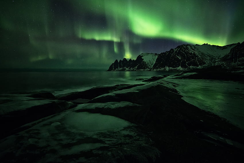 naturaleza, montañas, nieve, orilla, banco, aurora boreal, aurora boreal fondo de pantalla