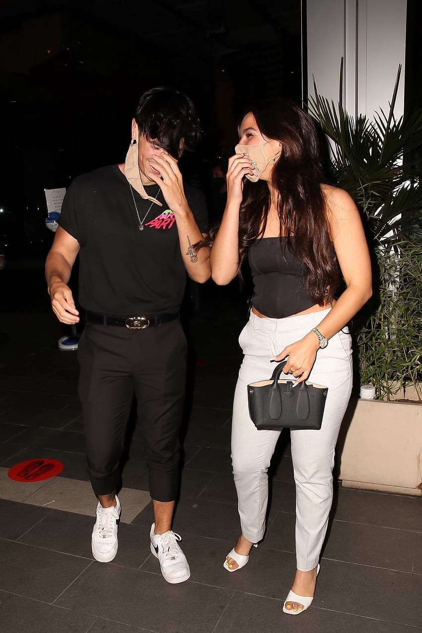 Addison Rae And Bryce Hall Seen Leaving Boa Restaurant In West Hollywood, California 090720_2 HD phone wallpaper