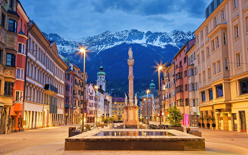 Innsbruck, paysages nocturnes, villes autrichiennes, montagnes, paysages urbains d'horizon, Autriche, Alpes, Europe Fond d'écran HD