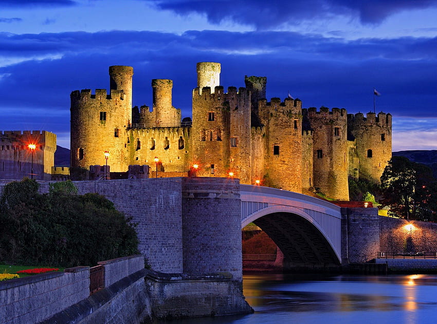 Kastil di malam hari, malam, sungai, Cantik, musim panas, refleksi, lampu, jembatan, bangunan, awan, langit, kastil, air, malam Wallpaper HD