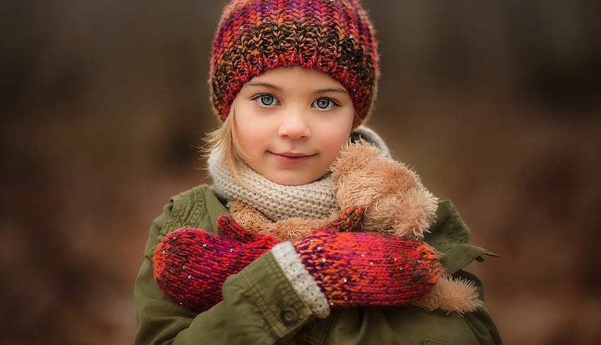gadis kecil, musim dingin, imut, gadis, sarung tangan, kecantikan, copil, sedikit, boneka beruang, merah, musim gugur, syal, anak, topi Wallpaper HD