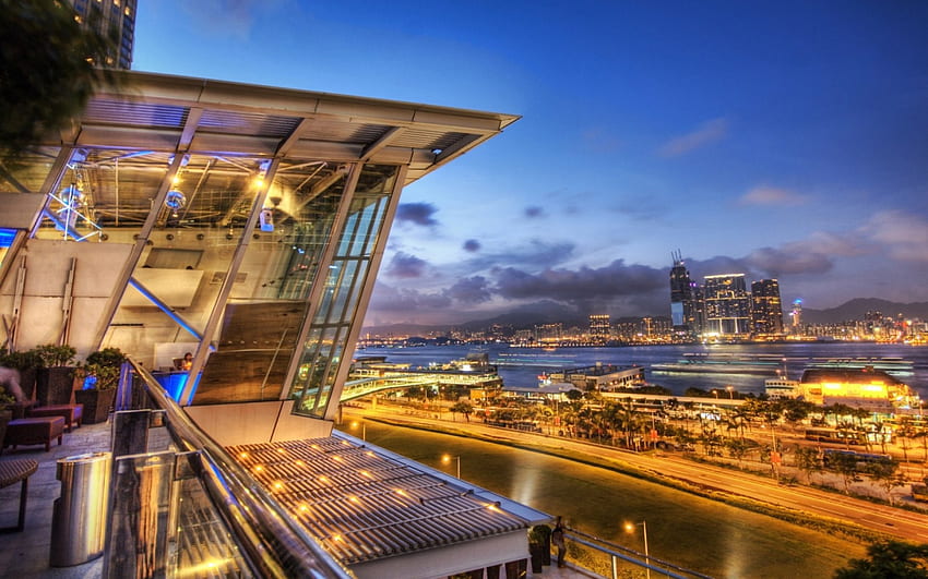 balkon w centrum finansowym w hongkongu r, rzeka, miasto, budynek, r, balkon, wieczór Tapeta HD