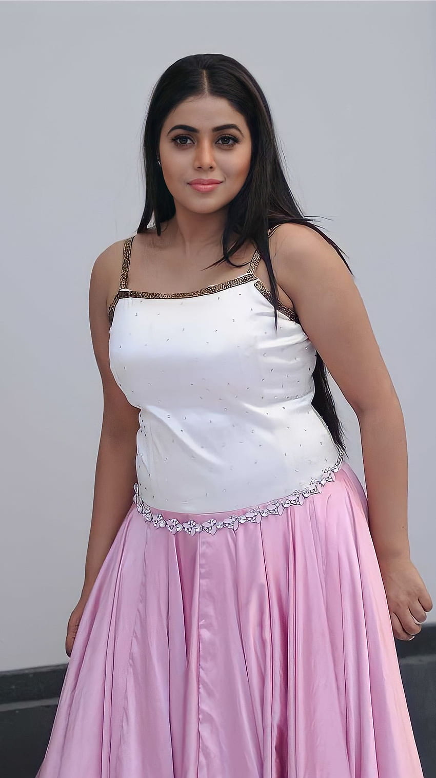 Poorna Kasim , actriz telugu fondo de pantalla del teléfono