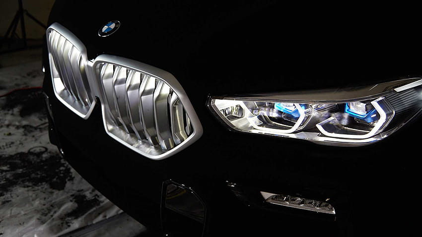 Новото BMW X6 Vantablack ви връща към черното HD тапет