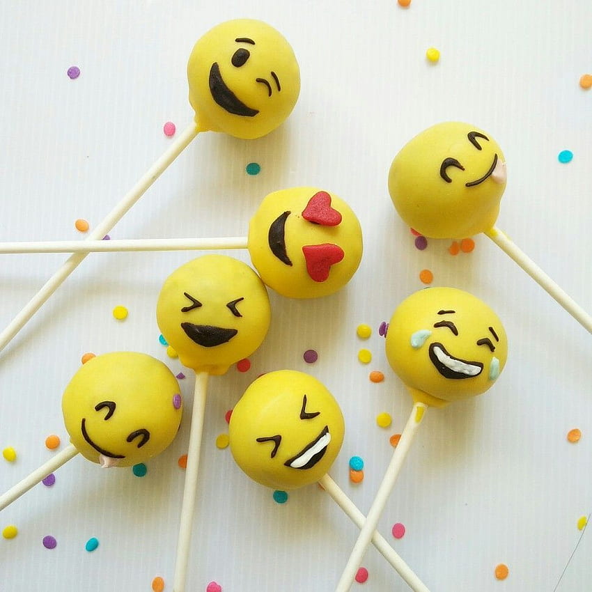 Emoji cakepops. Emoji cake, Emoji cake pops, Savoury cake HD phone wallpaper