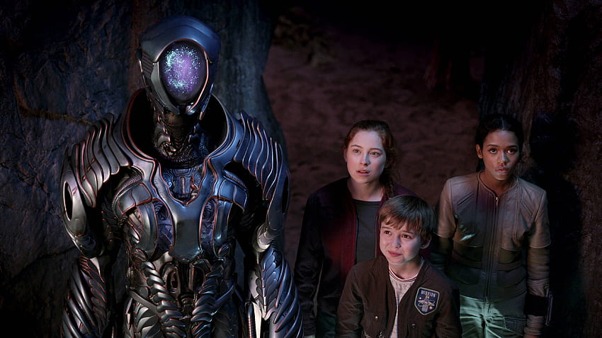 Lost in Space The Robot and Robinson Family Netflix HD wallpaper