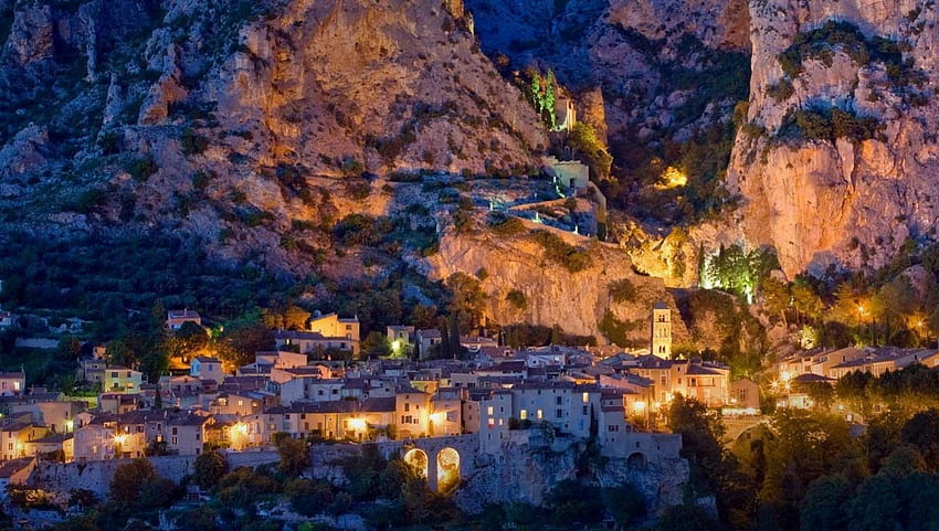 gorgeous town of moustiers saint marie france, cliffs, lights, town, ancient, evening, mountain HD wallpaper
