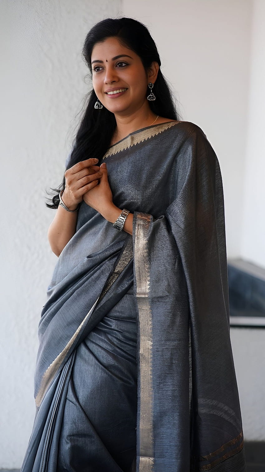 Шивада, шивада наир, малаяламска актриса HD тапет за телефон