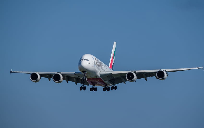 Airbus A380, голям пътнически самолет, кацане на самолет, въздушно пътуване, A 380 800, Emirates Airlines за с резолюция . Високо качество, Airbus A380 Landing HD тапет