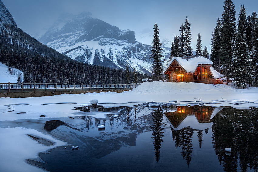 nature, montagnes, neige, lac, petite maison, loge, beau paysage Fond d'écran HD