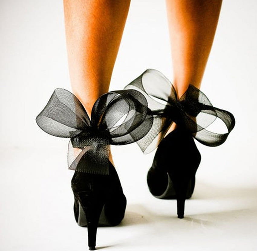 美しい黒の靴、ファッション、黒、靴、弓、美しい、脚 高画質の壁紙