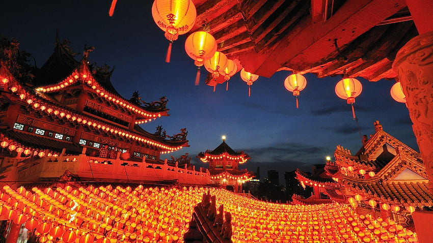 Dekorowanie niesamowitej dekoracji chińskiego nowego roku w Zakazanym Mieście, papierowa latarnia Tapeta HD
