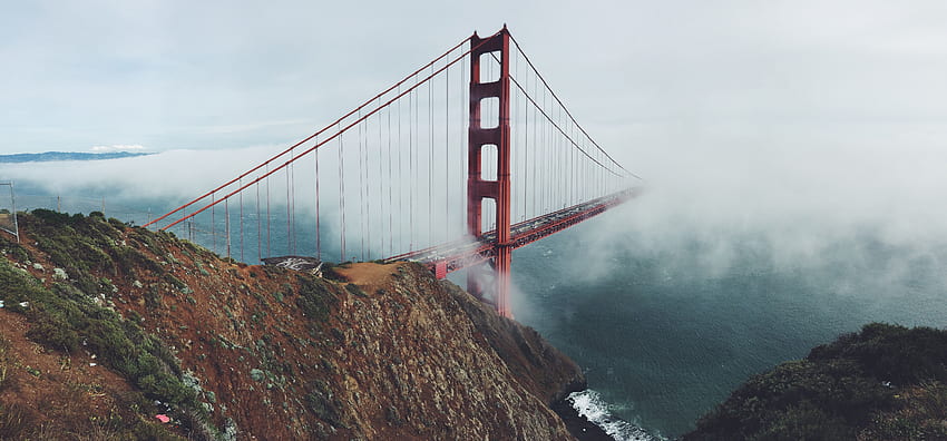 Golden Gate Bridge California Aesthetic là bức tranh hoàn hảo cho những người yêu thích phong cách đa nền tảng. Với một chút hoài niệm về thế kỷ 20, bức ảnh này sẽ đưa bạn xa về quá khứ để cảm nhận được vẻ đẹp đặc biệt của California và cây cầu Golden Gate.
