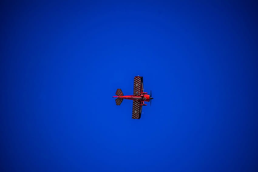 Mínimo, exhibición aérea, avión, cielo azul. fondo de pantalla