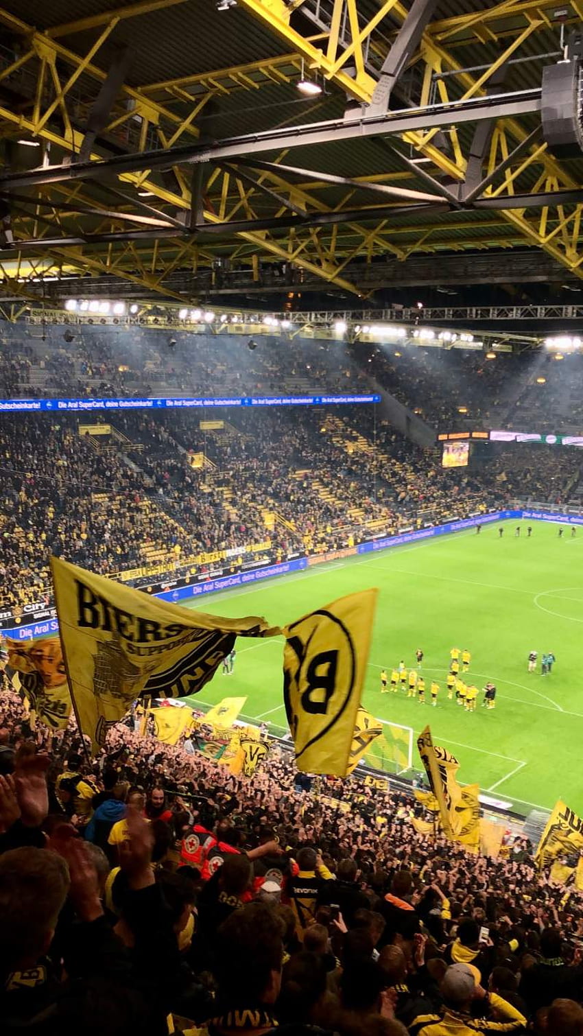 Signal Iduna Park, section 83 - Borussia Dortmund vs Borussia Mönchengladbach, shared HD phone wallpaper
