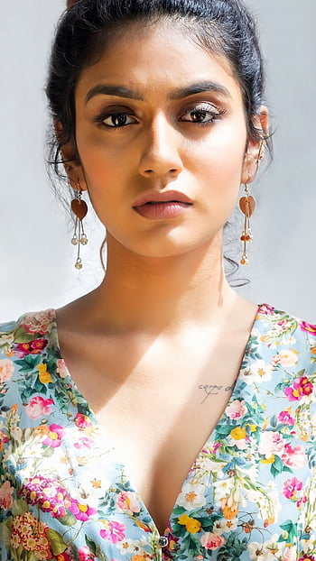 Priya Prakash Xnxx - Priya prakash warrior, mallu actress, model HD phone wallpaper | Pxfuel