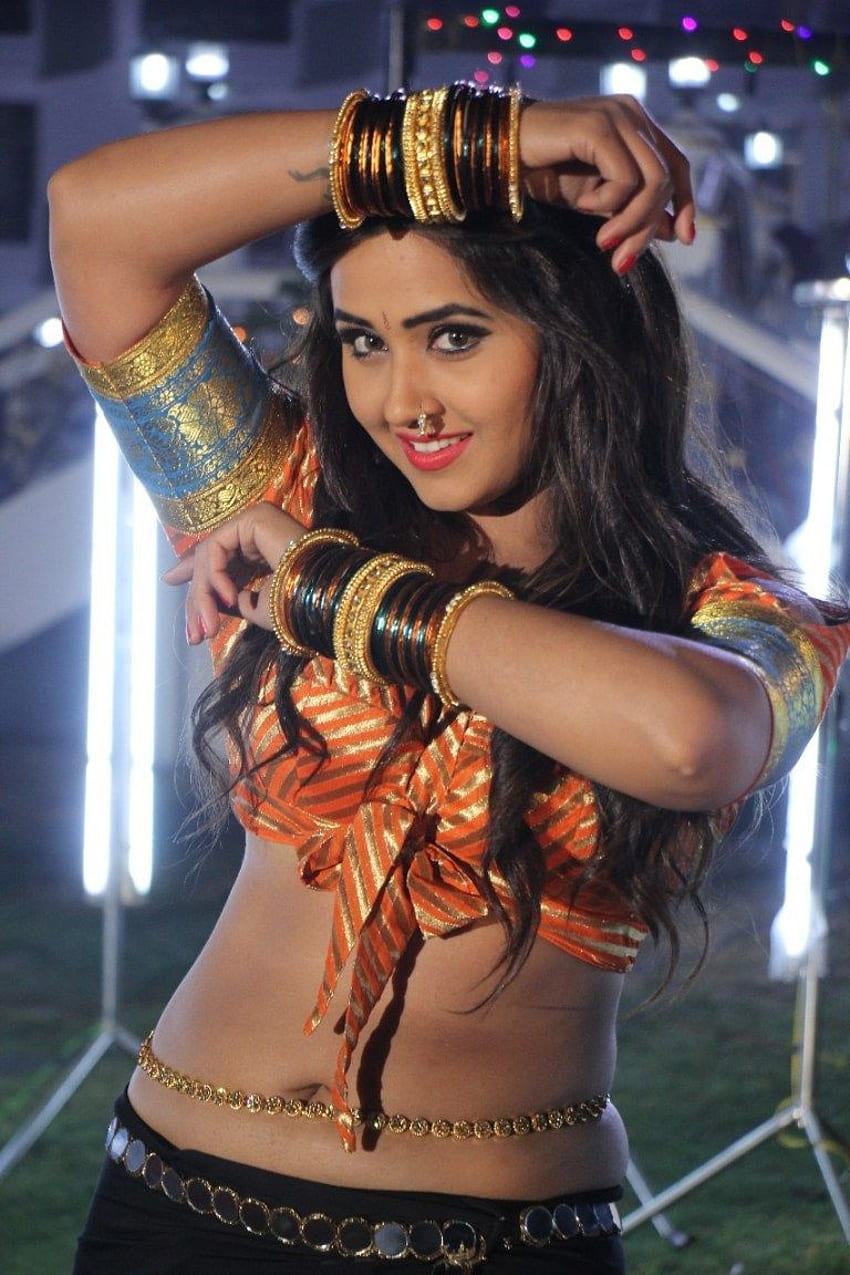 Kajal New Sex Photos Hd Downloading - Kajal Raghwani Hot Saree Pics Galleries HD phone wallpaper | Pxfuel
