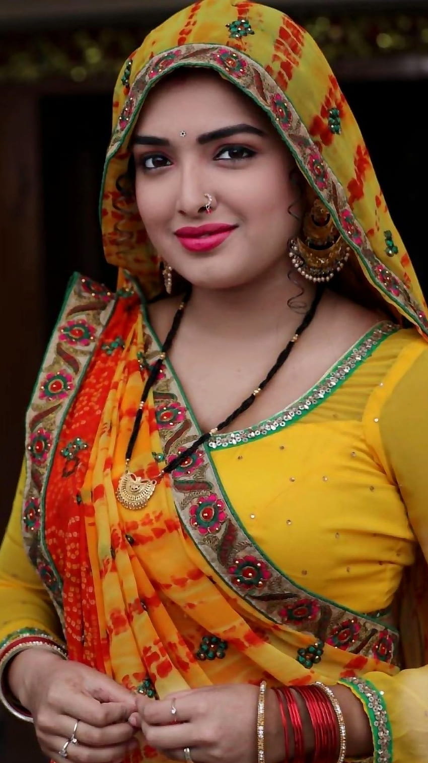 Amarapalli Dubey, aktris bhojpuri, tradisional wallpaper ponsel HD