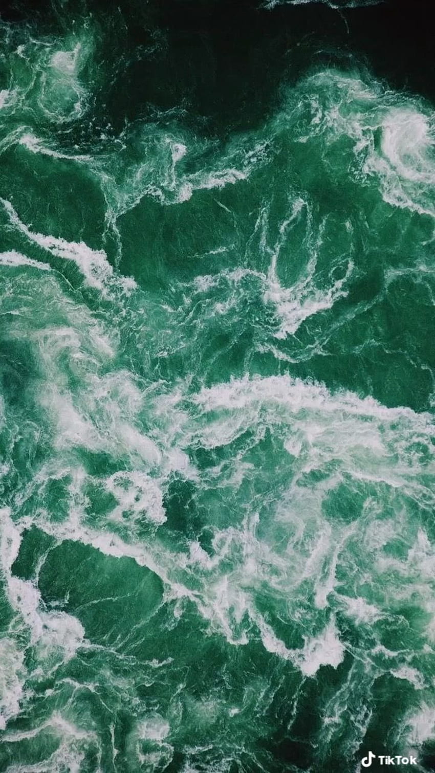 2020년 Slytherin의 Alessandra Santos. Dark green aesthetic, Green aesthetic, Green, Dark Green Ocean Wave HD 전화 배경 화면