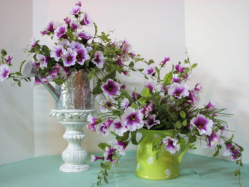 Extravagance, white, vase, beautiful, abundance, purple, petals, green, water can, flowers, pedestal HD wallpaper