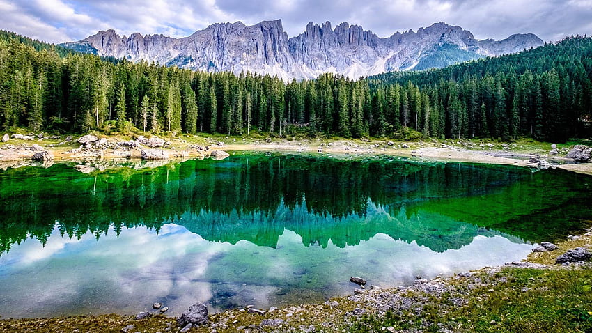 Lago In Carezza Lake In Dolomitesin Italy Bolzano Italy Nature Landscape HD wallpaper