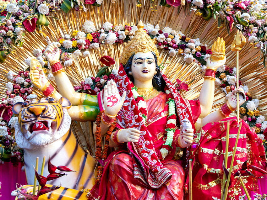 Możesz teraz robić darszan na żywo świątyni Vaishno Devi na swoim telefonie. Czasy podróży po Indiach Tapeta HD