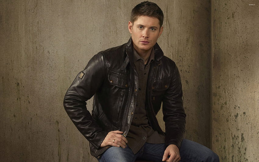Jensen Ackles with a leather jacket - Male celebrity HD wallpaper