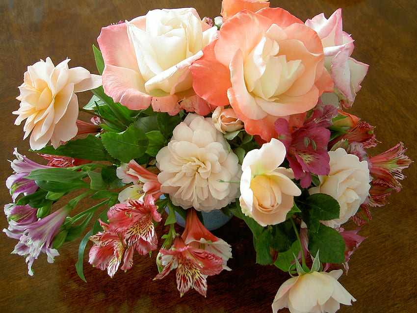 Kwiaty, róże, lilie, bukiet, wazon, kompozycja Tapeta HD