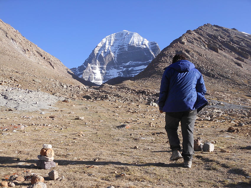 Kora exterior do primeiro dia do Monte Kailash. Yam dwar para Derapuk papel de parede HD