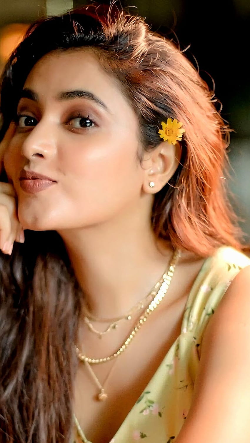 Priyanka mohan, atriz telugu Papel de parede de celular HD