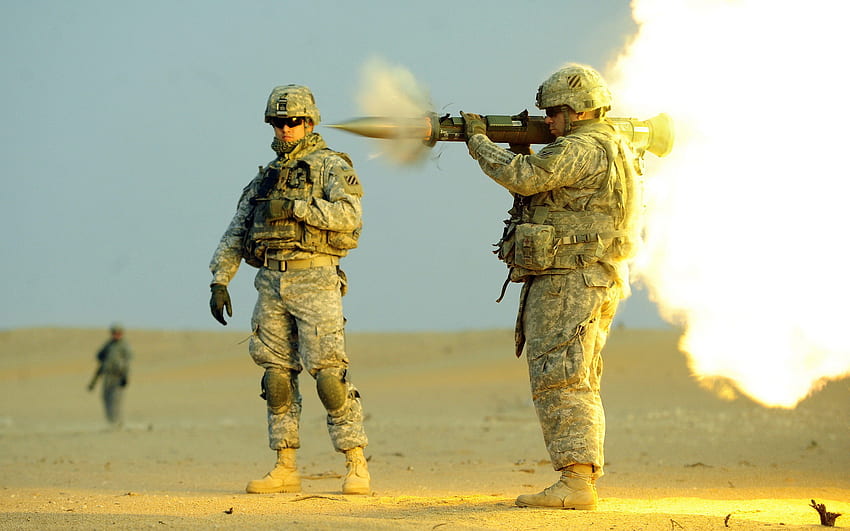 Soldiers Grenade launcher Men US army AT-4 Firing Army military HD wallpaper