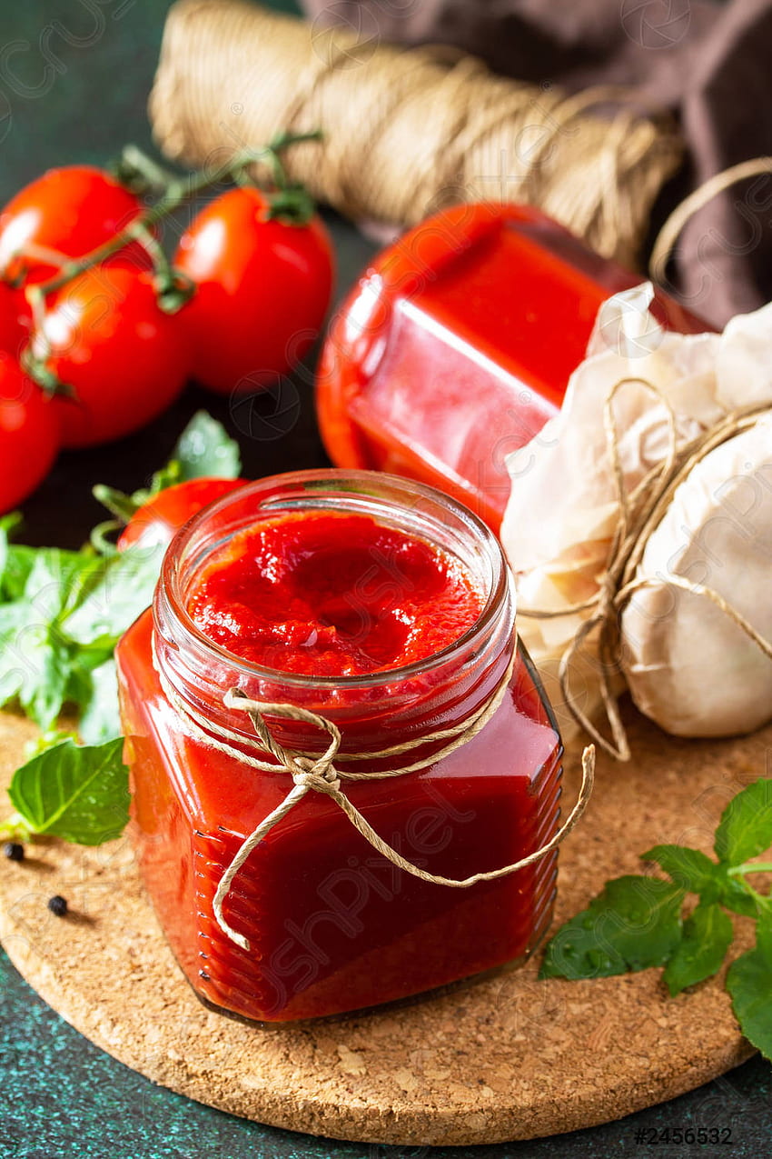 Tomato paste Fresh tasty tomato sauce with ripe tomatoes and - stock HD phone wallpaper