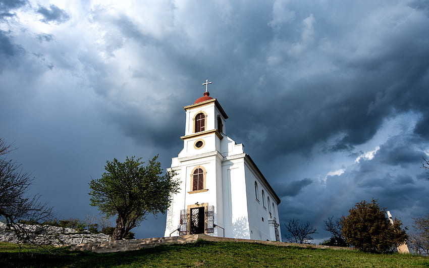 Pecs, church, gray clouds, cloudy weather, church in Pecs, Hungary HD wallpaper