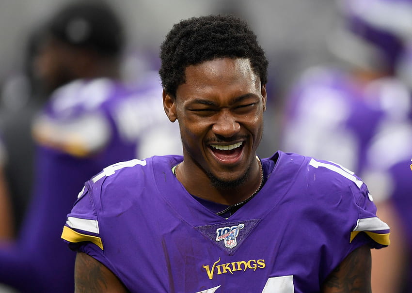 Stefon Diggs continues to troll everyone by wearing another team's, Trevon Diggs HD wallpaper