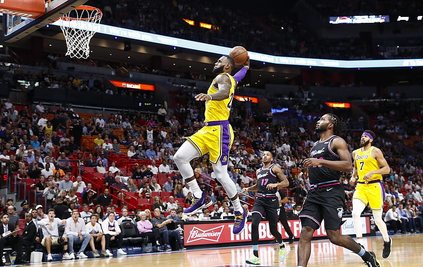 LeBron James marque 51 points, les Lakers passent devant Heat 113 97, LeBron James Dunk Fond d'écran HD