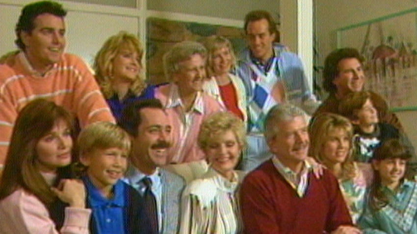 Inside the 'Brady Bunch' House Renovations With the Original Cast (Exclusive) HD wallpaper