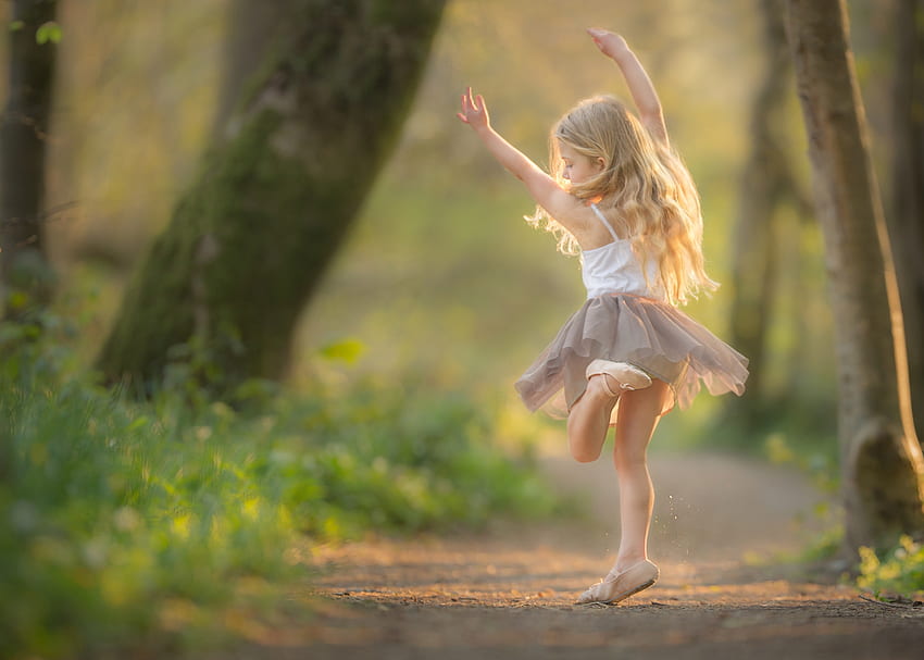 little girl, childhood, blonde, fair, nice, adorable, bonny, sweet, Belle, white, Hair, girl, tree, comely, sightly, pretty, green, face, nature, lovely, pure, child, graphy, cute, baby, , Nexus, beauty, play, kid, feet, beautiful, people, little, pink, princess, dainty HD wallpaper