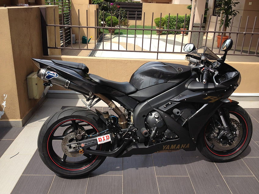 Black Yamaha R1 2012. For Hd Wallpaper | Pxfuel