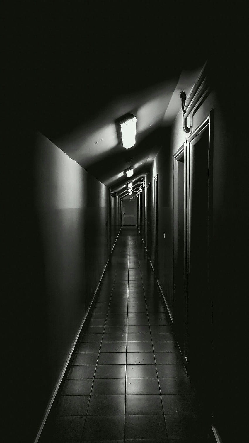 TÃºnel macabro. Creepy background, Dark graphy, New background , Creepy Hallway HD phone wallpaper