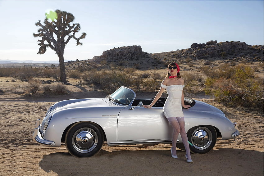Riley Reid Posing with a 1958 Porsche 356, model, brunette, car, desert, porsche, dress Sfondo HD