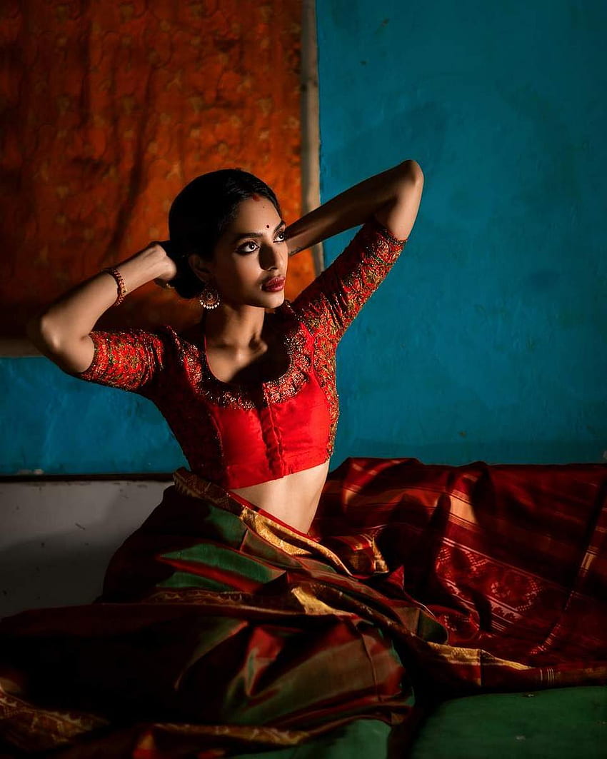 Goodachari-Filmschauspielerin Sobhita Dhulipala Instagram-er HD-Handy-Hintergrundbild