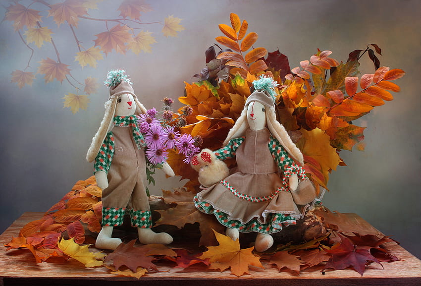 autumn composition, table, bouquet, leaves, toys, maple, rabbits, tilde HD wallpaper