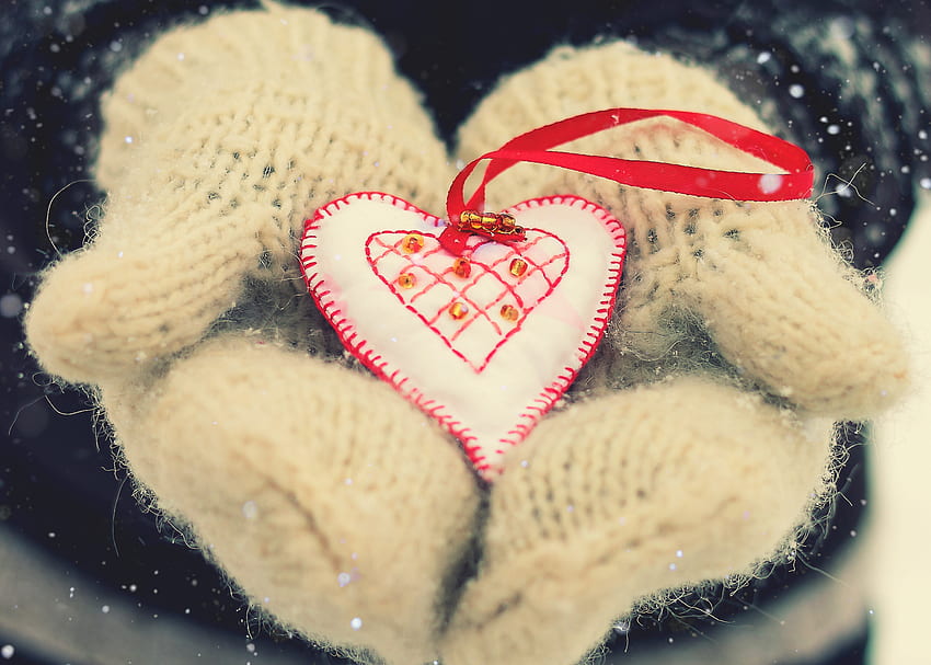 Love, Hands, Heart, Mittens, Valentine's Day HD wallpaper