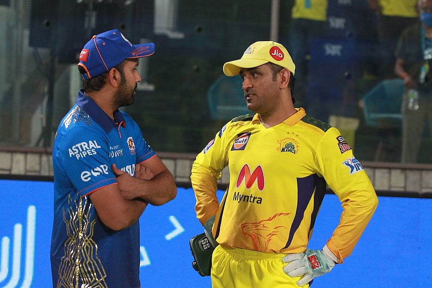Conversa de Rohit Sharma com MS Dhoni depois que os indianos de Mumbai venceram o Chennai Super Kings no jogo IPL 2021 se torna viral. Vitória de Bombaim. assassino de aluguel papel de parede HD