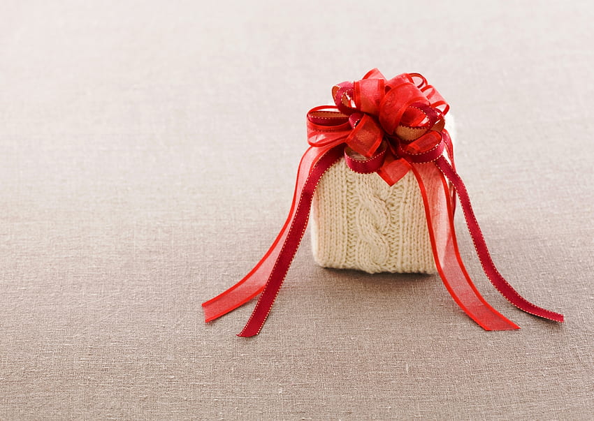 Cloth, Box, Present, Gift, Bow, Tape, Knitted, Capsule HD wallpaper