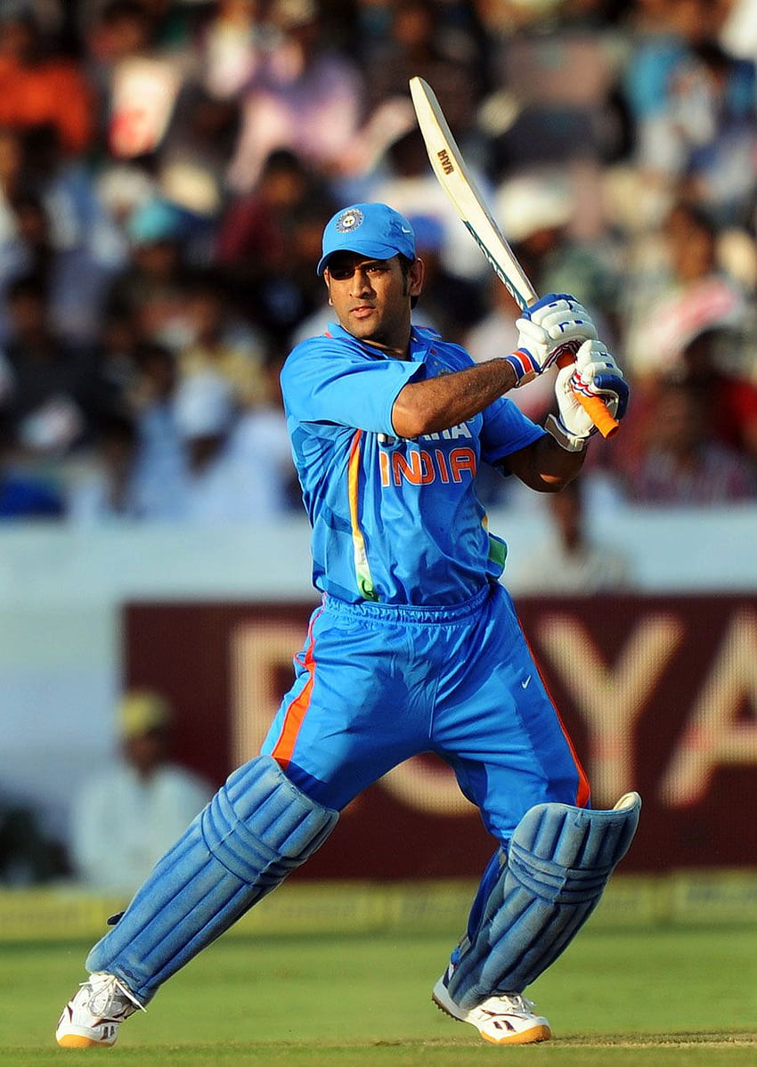 R) MS Dhoni India v England 1. ODI Hyderabad 14. Oktober 20. Frau Dhoni, Cricket, Dhoni HD-Handy-Hintergrundbild