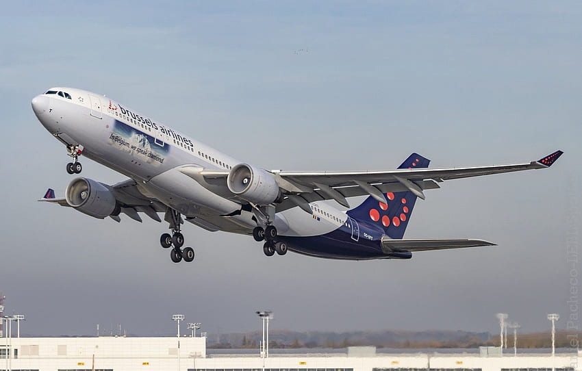 The Rise, un aereo passeggeri, decolla, Airbus A330 223 For , Sezione авиация Sfondo HD